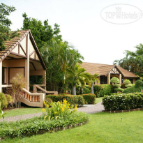 Botany Beach Resort 