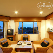 Botany Beach Resort 