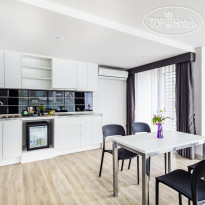 The Rizin Hotel & Residences Master Suite 67 sqm.