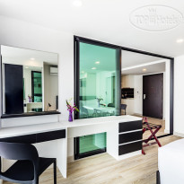 The Rizin Hotel & Residences Premier Suite 60 sqm.