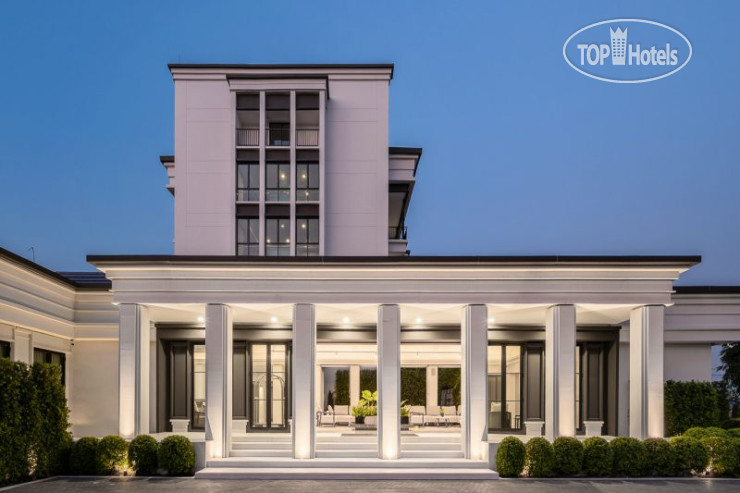 Manhattan Pattaya Hotel