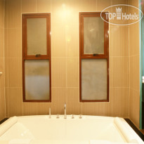 Long Beach Pavillion 