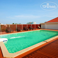 Embryo Hotel