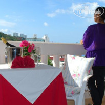 The Residence Garden 