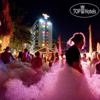 Hard Rock Hotel Pattaya Пенная дискотека