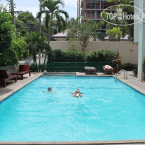 Hillside Resort 