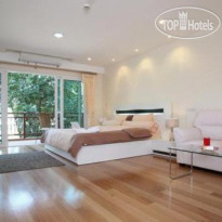 Emerald Palace Residence 