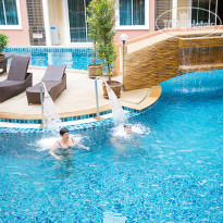 Elite Suites Patong by Bauman Residence  pool view