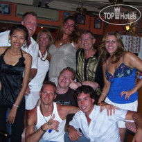 Karon Sunshine Guesthouse Bar & Restaurant 