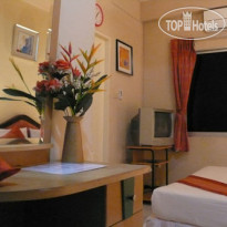 Karon Sunshine Guesthouse Bar & Restaurant 