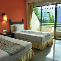 Karon Whale Resort 