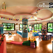 Le Meridien Phuket Beach Resort 