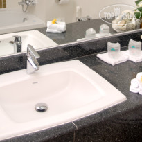 The Royal Paradise Hotel & Spa 