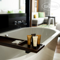 The Nai Harn (The Royal Phuket Yacht Club)