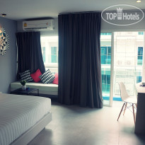 The Crib Patong Deluxe room