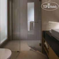 Tiras Patong Beach Hotel 