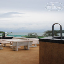 Kata Hill Sea View Hotel 