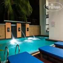 The Gallery Hotel
