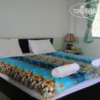 Karon Thira Guesthouse Номер