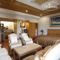 Svea's Panwa Beach Sea View Resort 