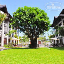 Navatara Phuket Resort