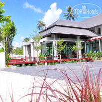 Navatara Phuket Resort