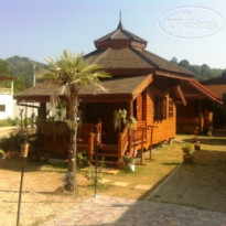 Golden Teak Resort Baan Sapparot