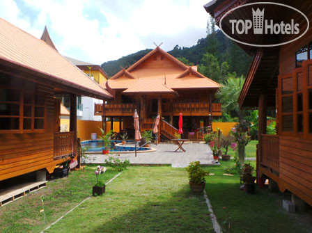 Golden Teak Resort Baan Sapparot