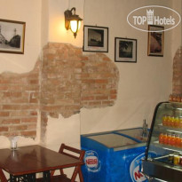 Gotum Hostel & Restaurant 