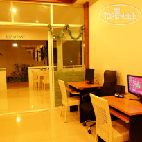 Phuket Airport Sonwa Resort