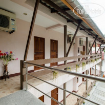 Baan Veerakit Guesthouse 