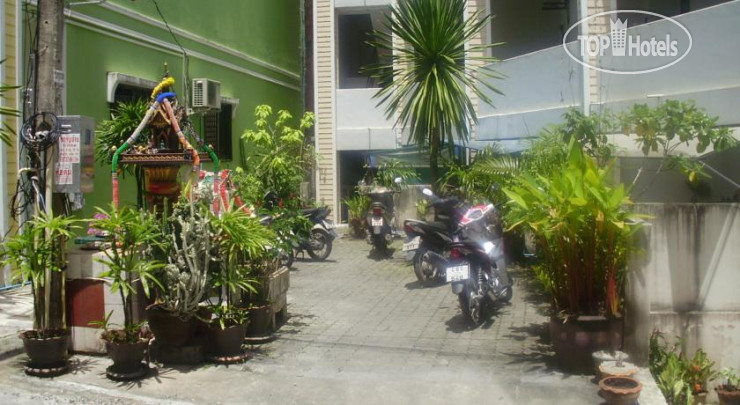 New photos from tourists Martini House Ban Kanchana 2*