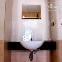 Happy Fish Guest House 