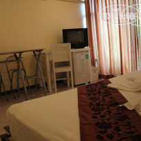 Chanisara Guesthouse & Restaurant