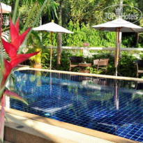 Baan Chayna Hotel and Resort