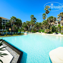 Naithonburi Beach Resort