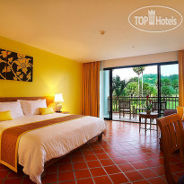 Naithonburi Beach Resort