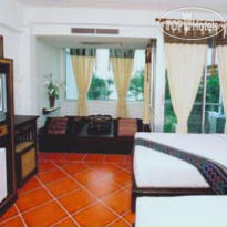Porterhouse Beach Hotel