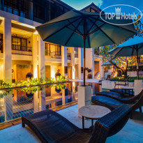 Outrigger Surin Beach Resort 