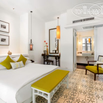 Outrigger Surin Beach Resort 