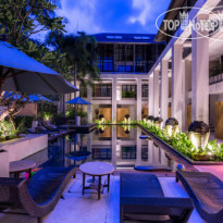 Outrigger Surin Beach Resort 
