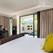 Outrigger Surin Beach Resort 