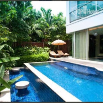 Peach Blossom Resort 