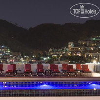 Paripas Patong Resort Бассейн