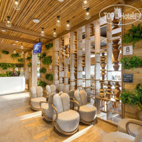 Oakwood Hotel Journeyhub Phuket 
