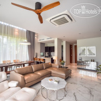 Glam Habitat In villa living area