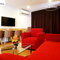 New Square Patong Hotel