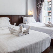 77 Bangla Hotel