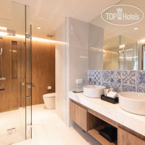 Ramada Plaza by Wyndham Chao Fah 