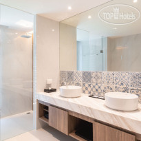 Ramada Plaza by Wyndham Chao Fah 